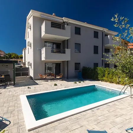 Appartement Patrick With Private Pool *